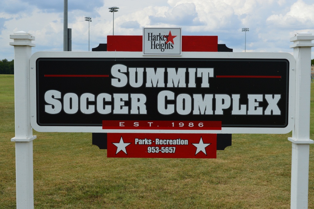 Summit Soccer Sign-web